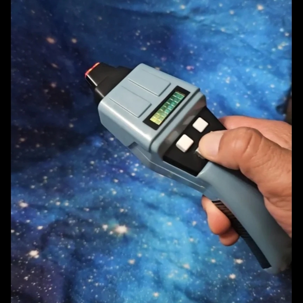 Star Trek Phaser Set - Picture 10 of 14